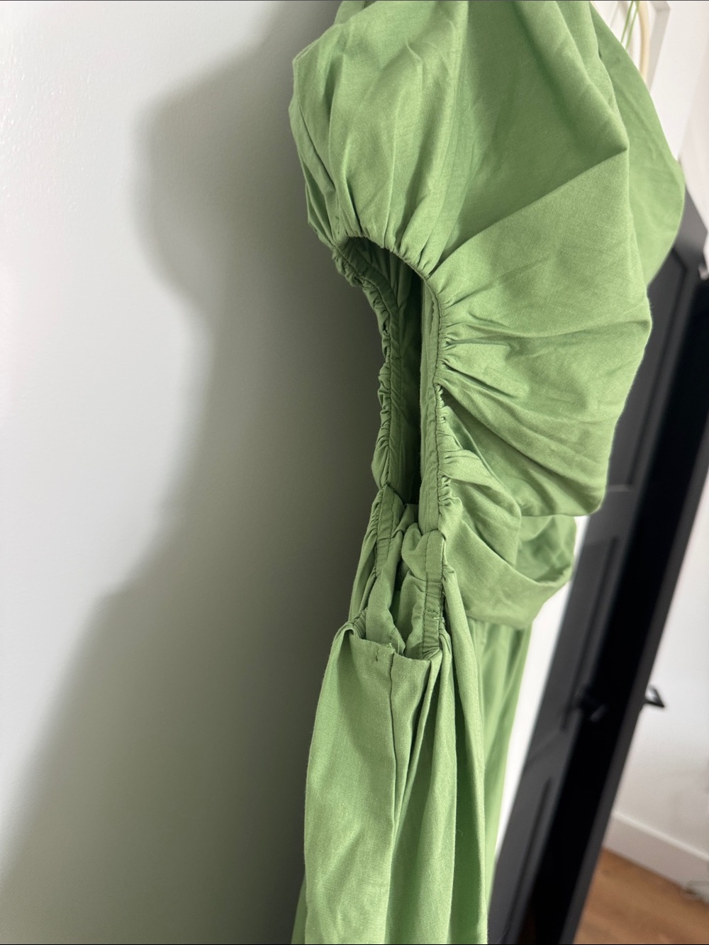 Abercrombie One-shoulder Cut Out Maxi Dress in Green - Picture 5 of 10